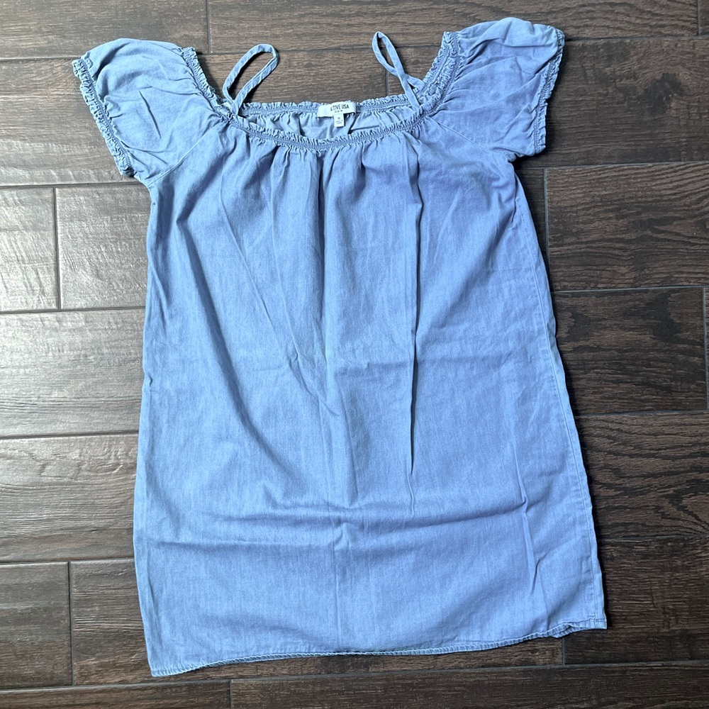 Blue jean denim like material off shoulder short sleeve blouse